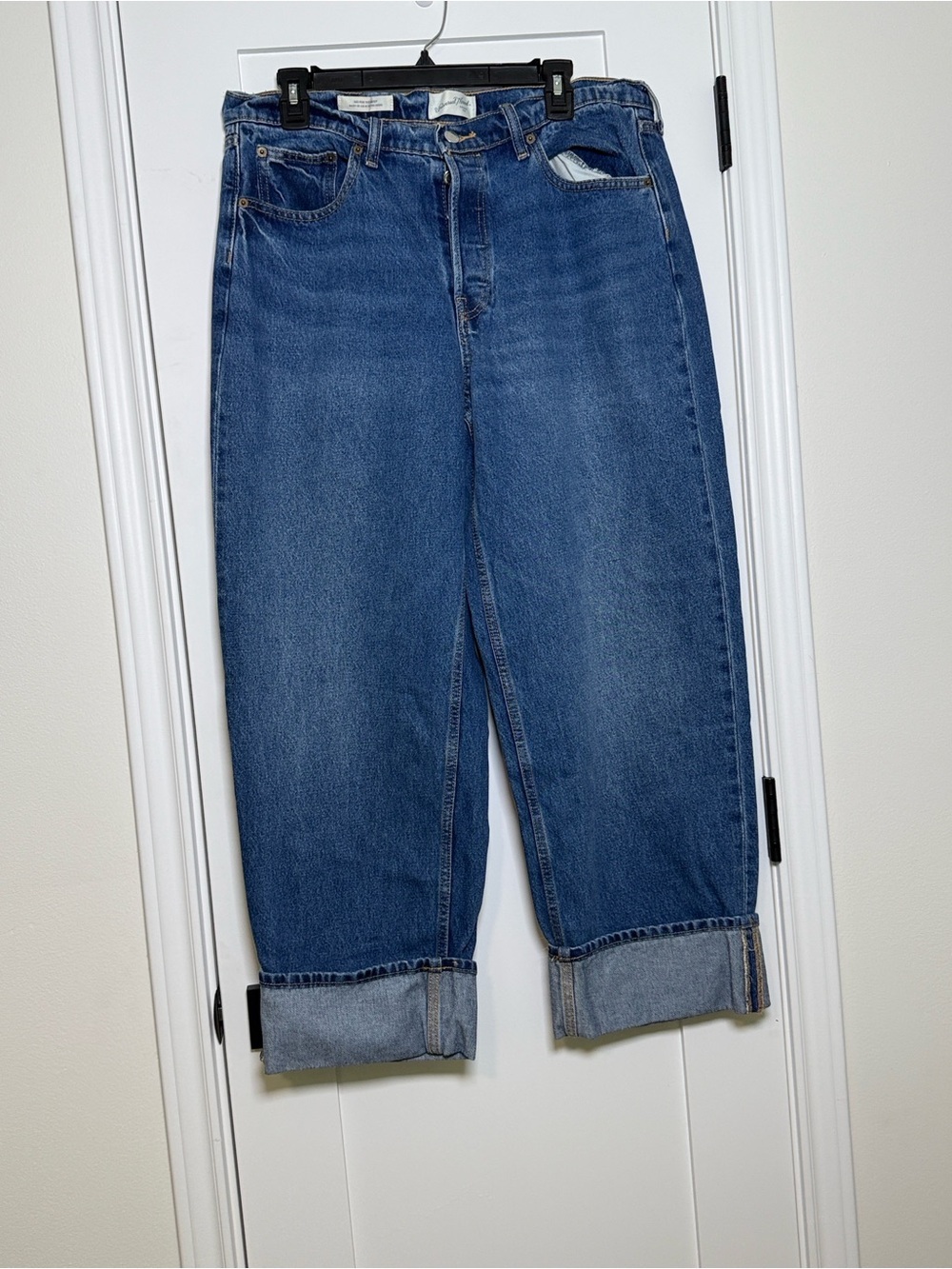Universal Thread Blue High-Rise Wide Leg Jeans